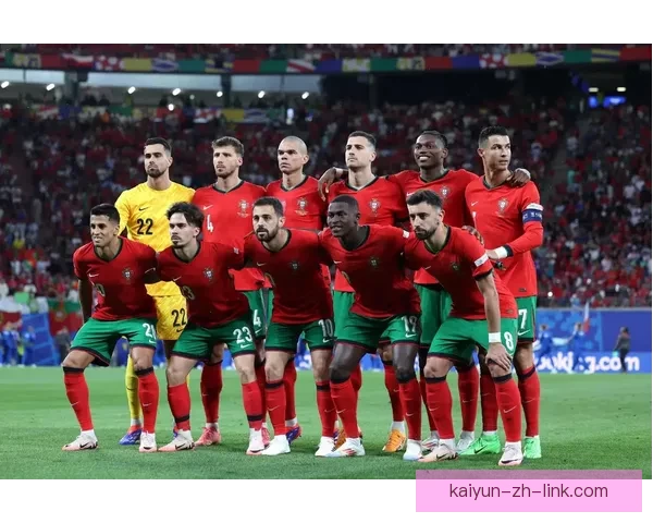 2026年世界杯将首次由三国联合举办 探索美国 加拿大 墨西哥的足球魅力